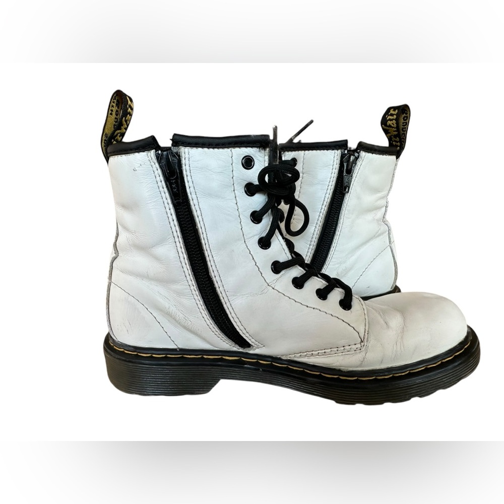 Vintage Dr. Martens Women White Combat Boots Lace Up Size 5 Scuffed B6 - Picture 5 of 8